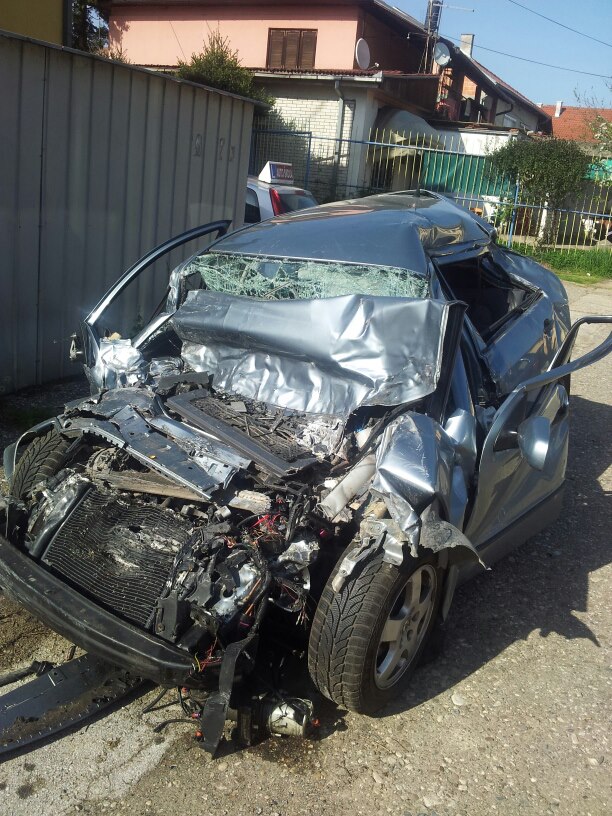 Automobil nakon nesrece
